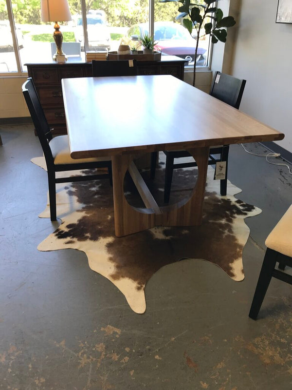 Summit Dining Table