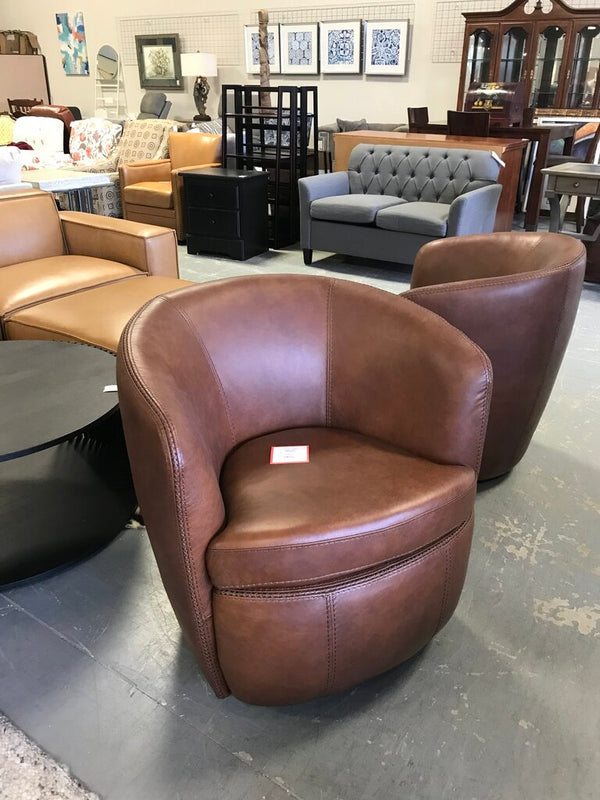 Italian Leather Swivel Chair- Vintage Whiskey