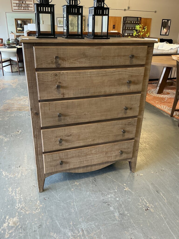 Modus Furniture Ella Chest Of Drawers