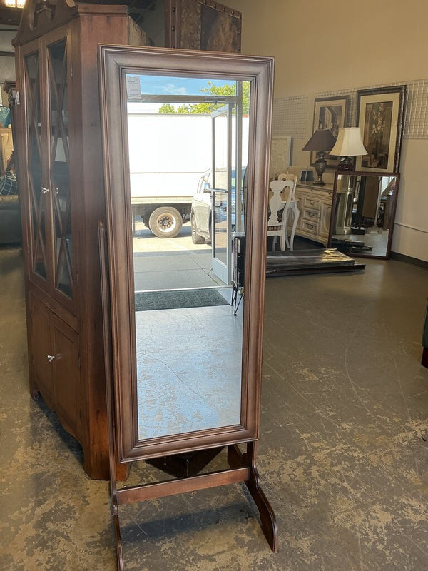 Mirror w/ Jewelry Storage
