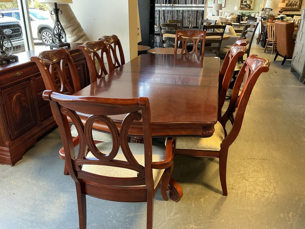 Double Pedestal Dining Table w/ 8 Chairs