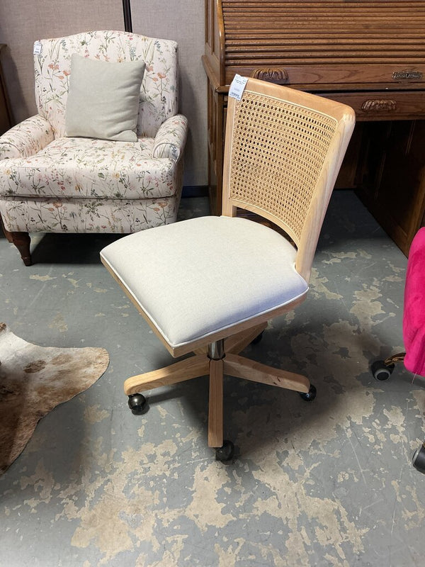 Allak Task Chair- Linen