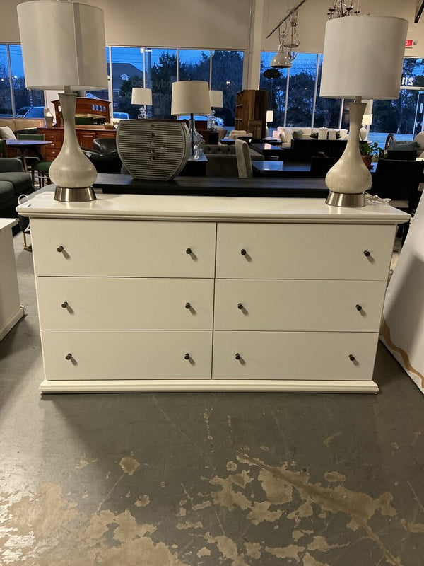 White 6 Drawer Dresser with Mirror
