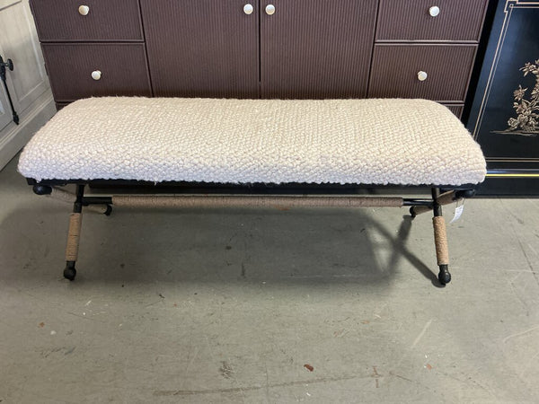Boucle Bench