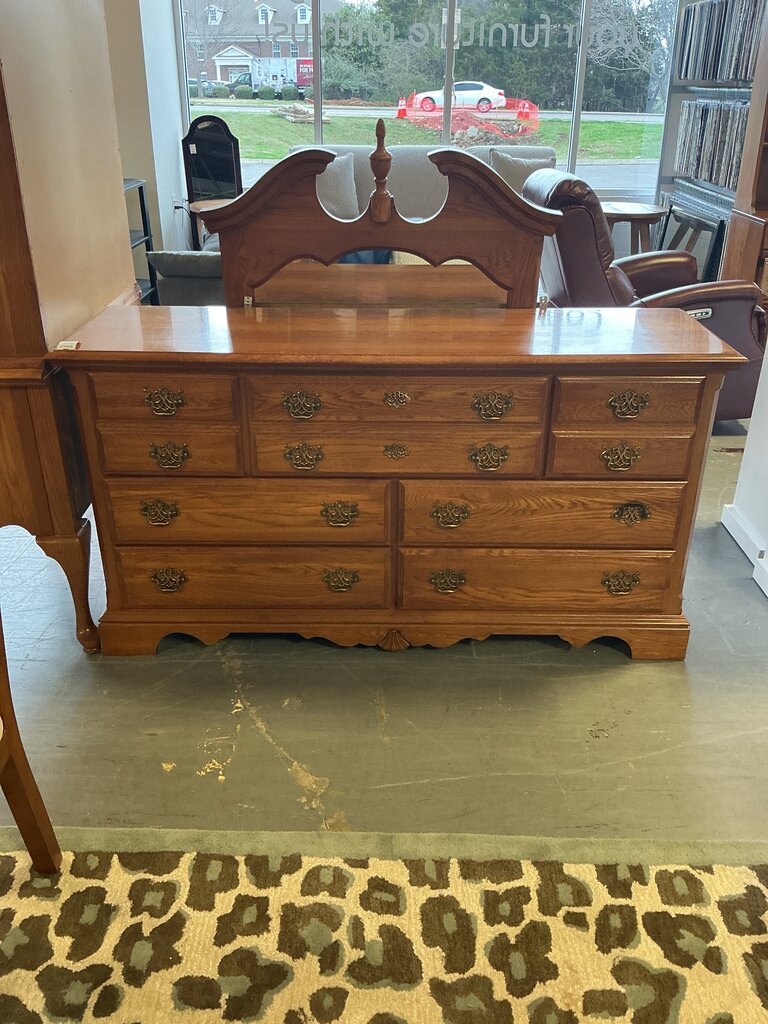 Kincaid Furniture Oak 7 Drawer Dresser W/ Mirror