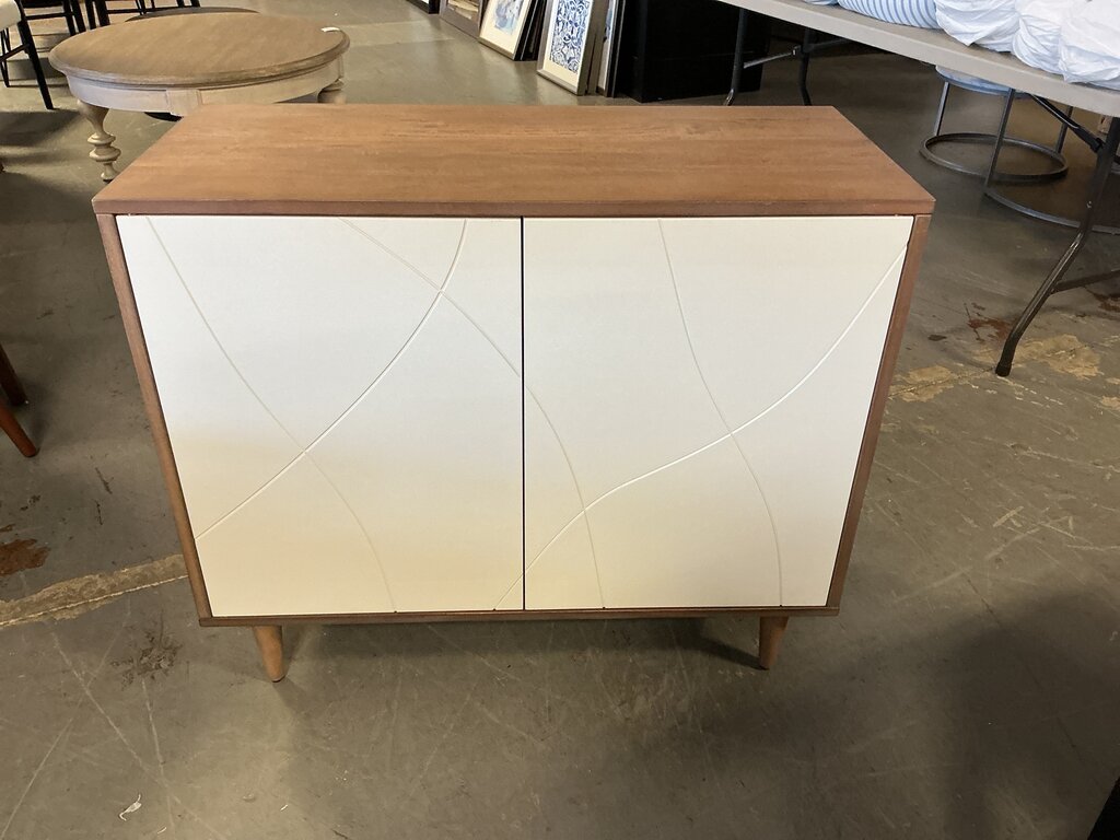 Trentini Accent Chest