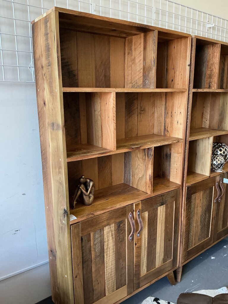 Amish MCM Cabinet w/Asymmetrical Shelves - Medium Stain