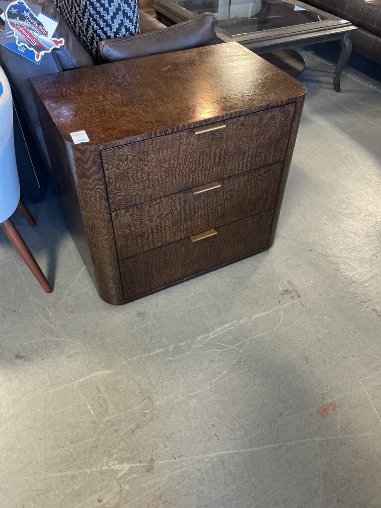 Kesden 32 W Solid Wood Nightstand- Pyramid Brown