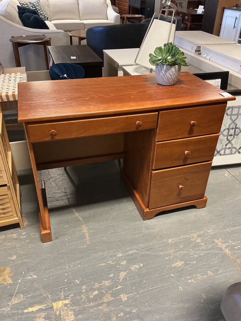 Small Pine Desk (4 Drawers)