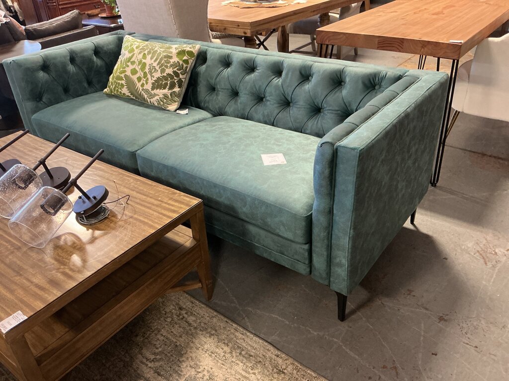 Eridu 84" 3-Seat Sofa-Green
