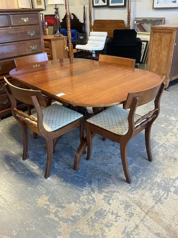 Duncan Phyfe Drop Leaf Table W/ 4 Chairs