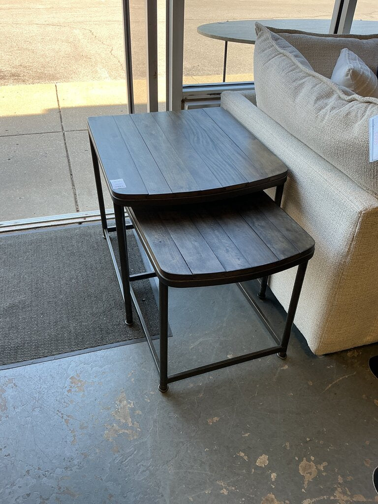 Hammary Nesting End Tables
