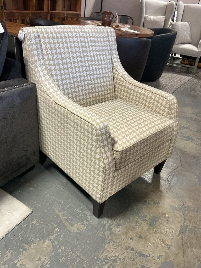 Cream/Tan Pattern Accent Chair