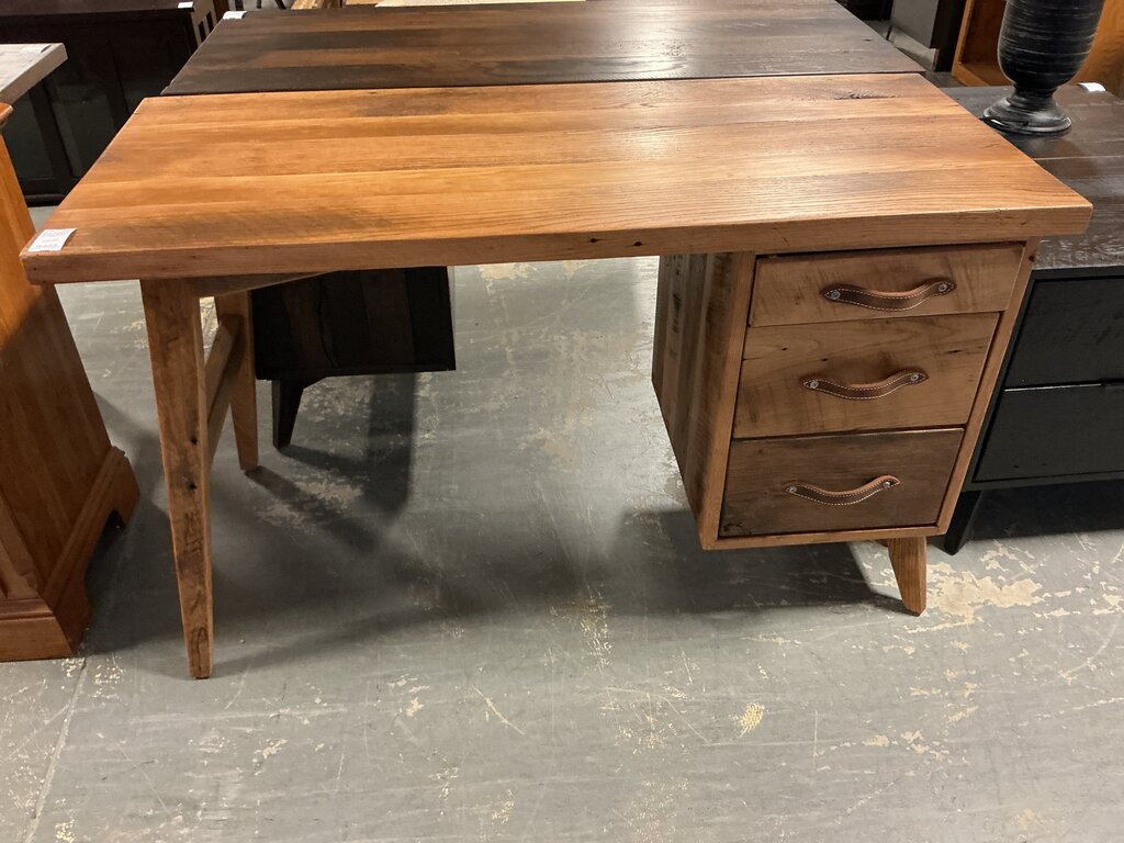 Amish MCM Reclaimed Desk 3 Drawers- Medium Stain