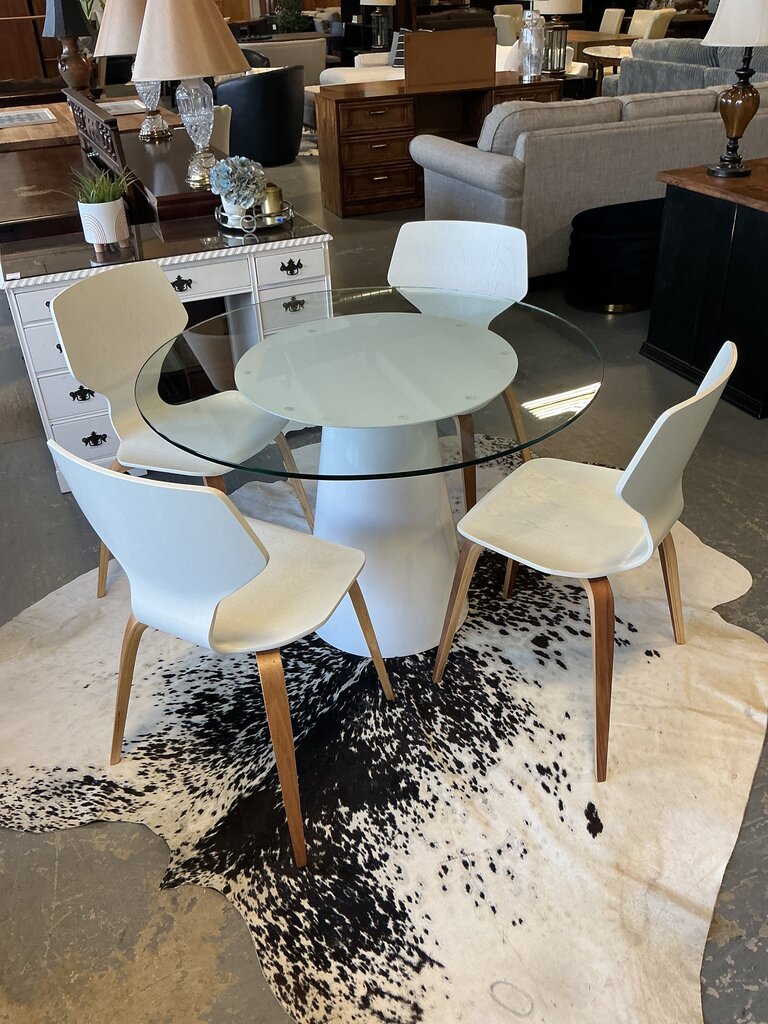 Modern Dining Set - Table & 4 Chairs