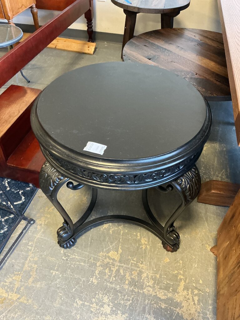 Round End Table- Black