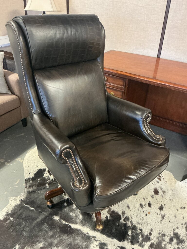 Brown Leather Executive Office Chair (As-Is)