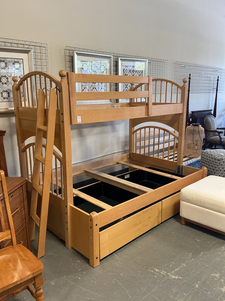 Stanley Furniture Light Wood Bunk Bed
