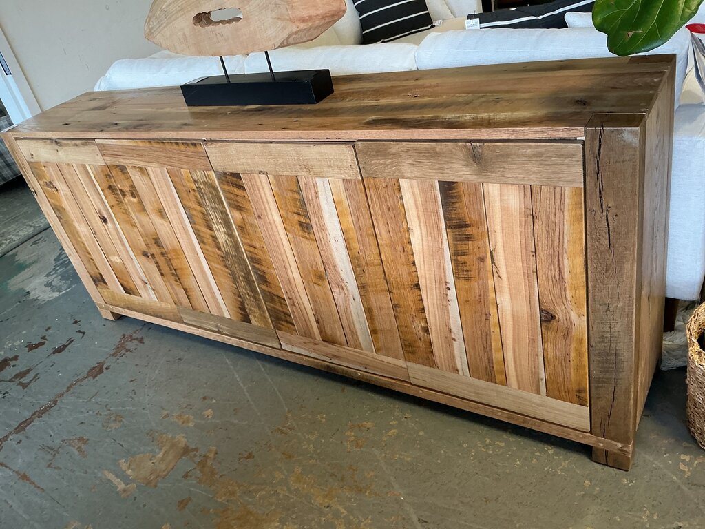 Amish Reclaimed 4 Door Cabinet (Natural Matte)