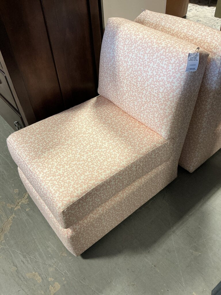 Petite Slipper Chair | Flamingo Hele Bay