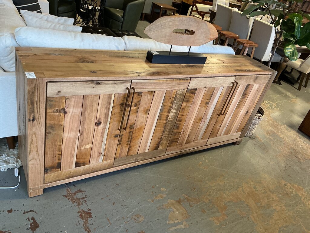 Amish Reclaimed 4 Door Cabinet (Natural Matte)
